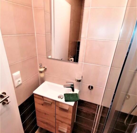 Пансион Speedys Bed & Breakfast