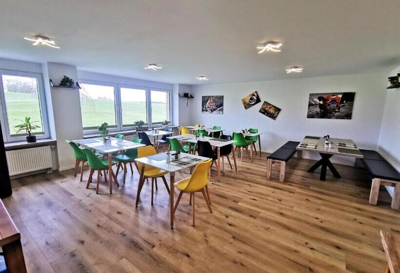 Пансион Speedys Bed & Breakfast