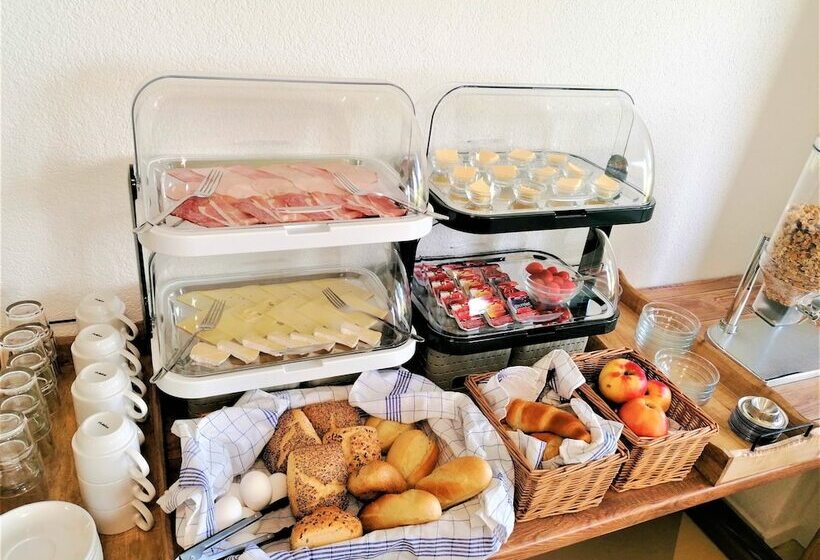 Пансион Speedys Bed & Breakfast