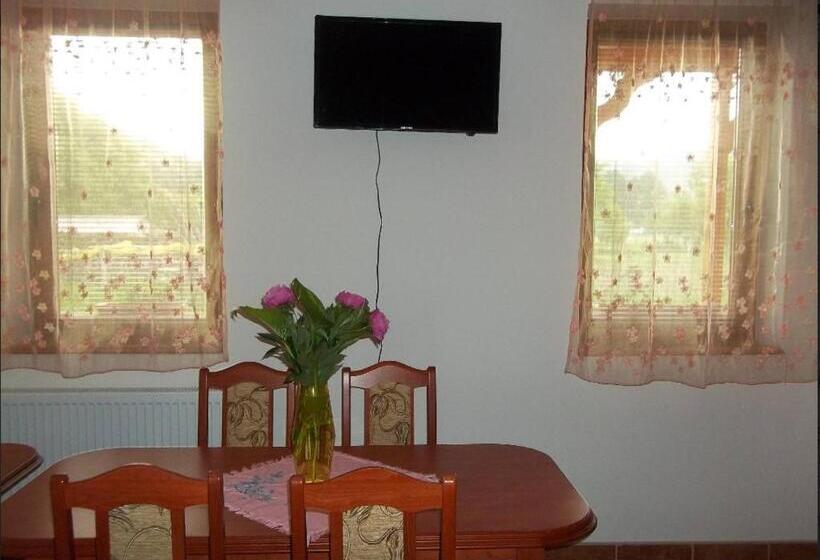 펜션 Szikla Vendégház