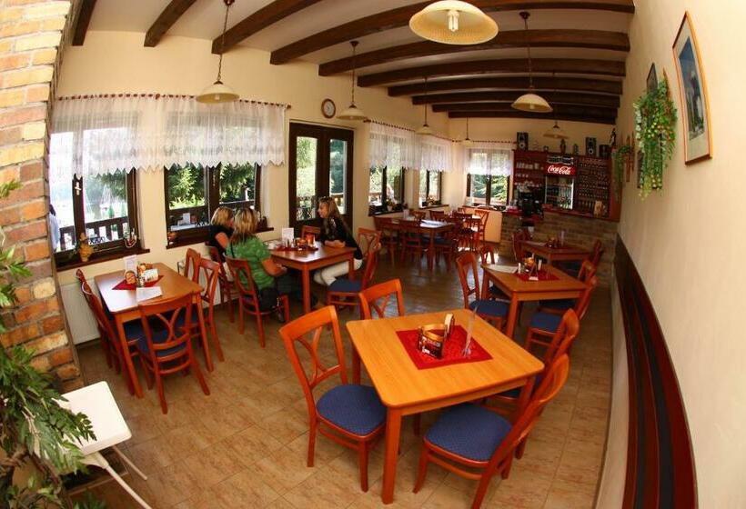 פנסיון Yacht Club Barrandov