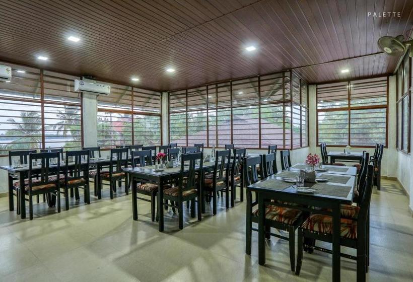 리조트 Grand Ayur Island