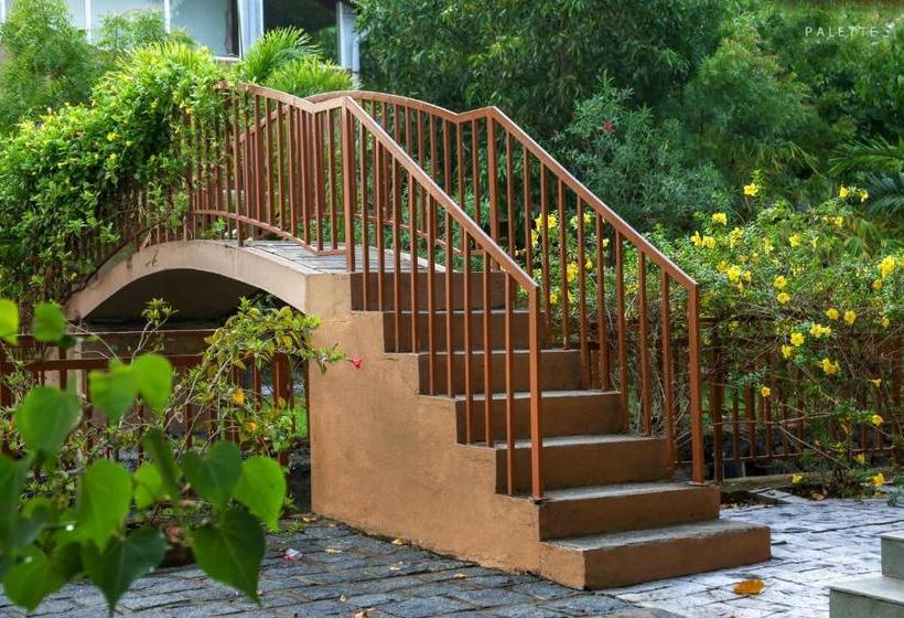 리조트 Grand Ayur Island