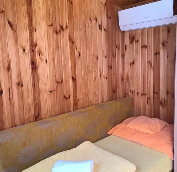 Tó  Party Panoráma Panzió & Wellness