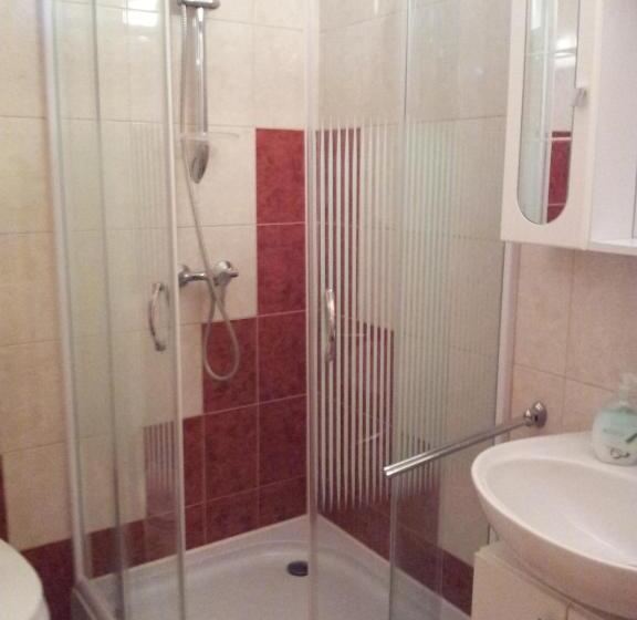 Tó  Party Panoráma Panzió & Wellness