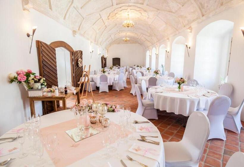 Zámek Kolštejn   Hotel Chateau Goldenstein