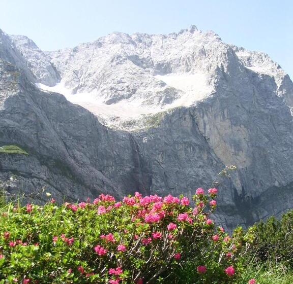 הוסטל Das Naturhotel Die Eng