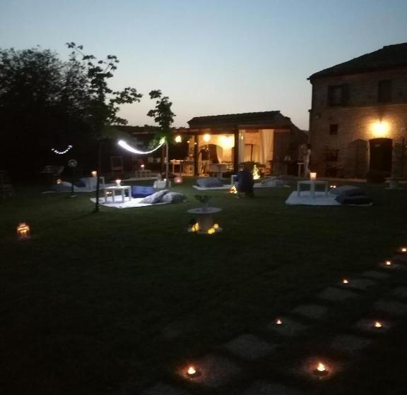 مبيت وإفطار Il Gallo Del Vicino