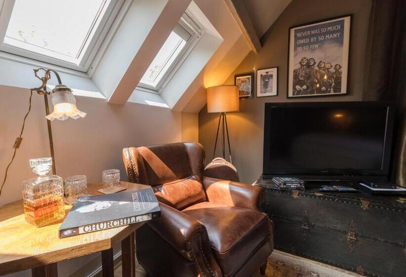 Bed and Breakfast Spirit Of 1944