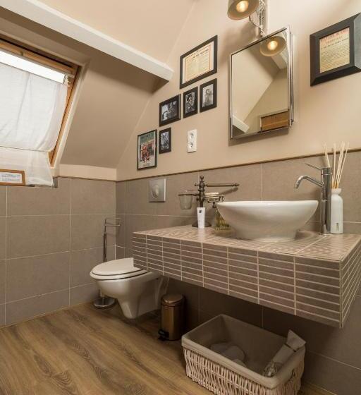 Bed and Breakfast Spirit Of 1944