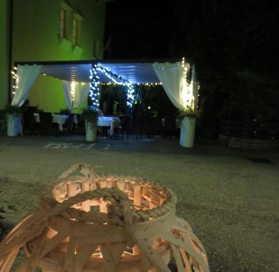 בית מלון כפרי Aurora