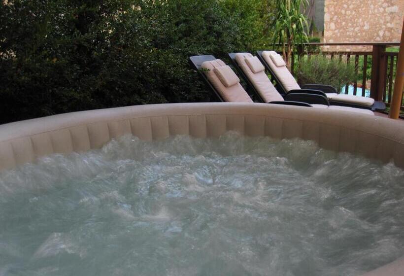 בית מלון כפרי Aurora