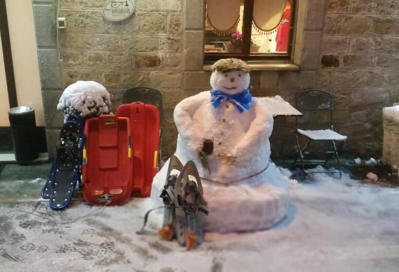 בית מלון כפרי Monti Azzurri