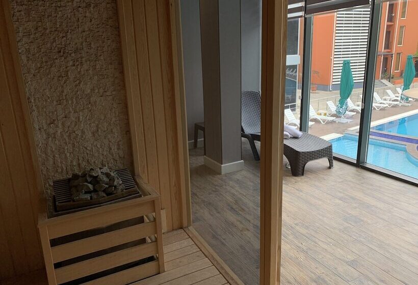 Neptun Palace Kvariati