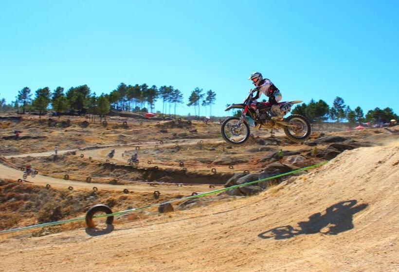 Пансион Casa Do Adro De Parada