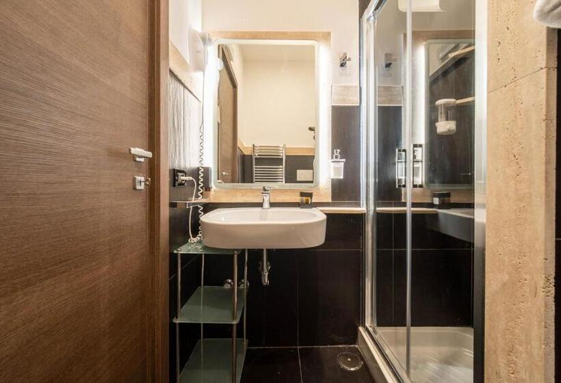 פנסיון Casa Nori