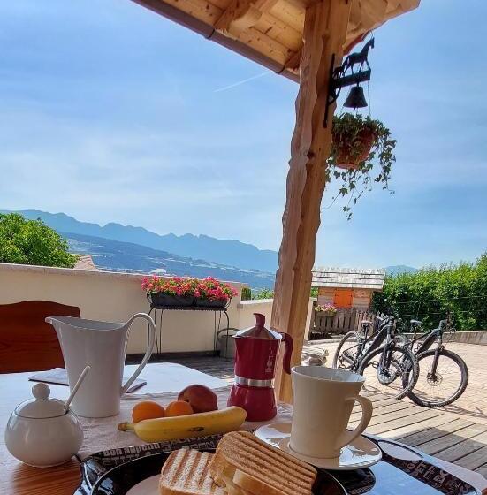 بنسيون Horse House