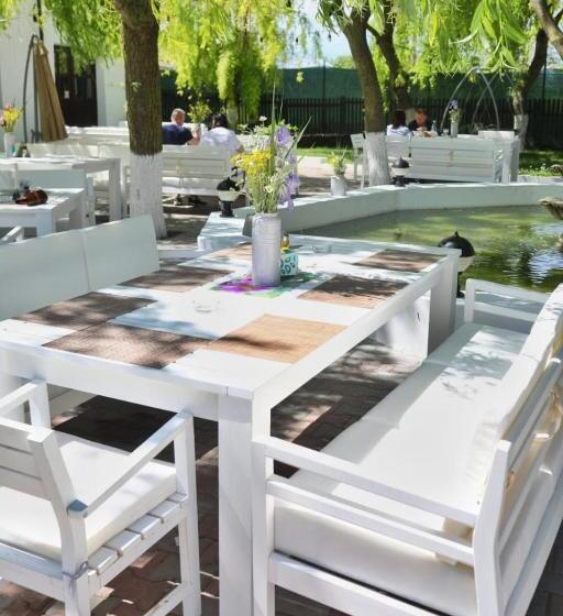 פנסיון La Salcia Linistita   Murighiol