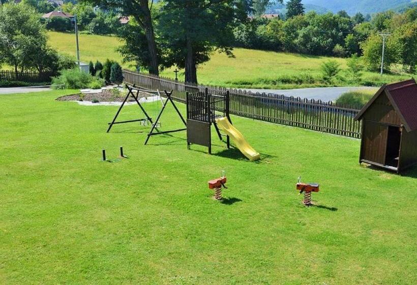 膳宿费 Penzion Kamejk