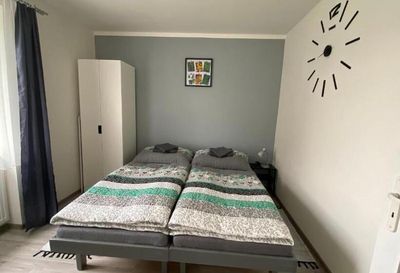 膳宿费 Penzion Kamejk