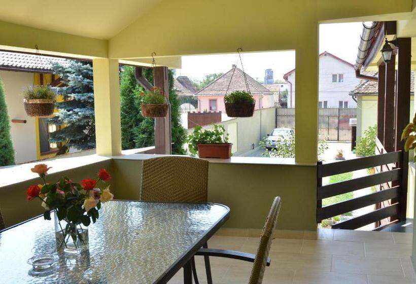 פנסיון Vila Bel Ami