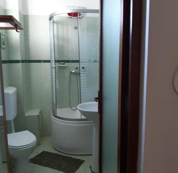 פנסיון Vila Liliana