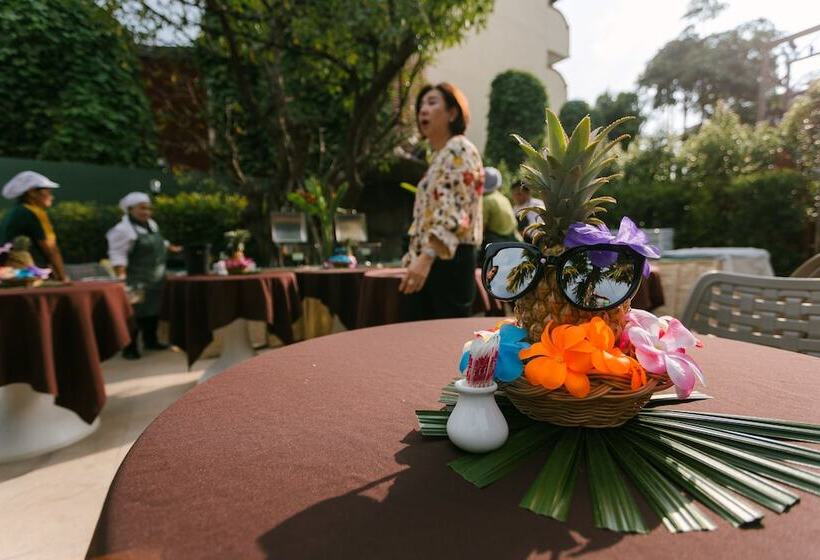 Ananta Burin Resort   Sha Extra Plus