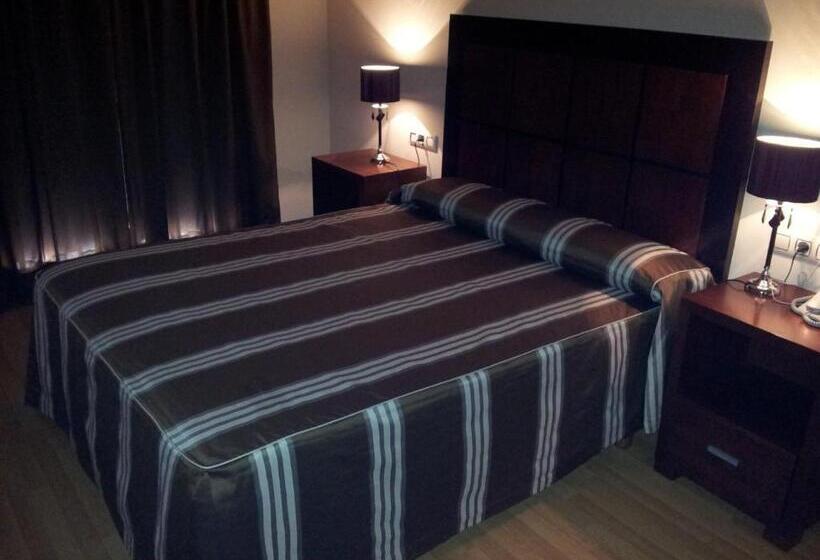 Av Apartamentos Lobios