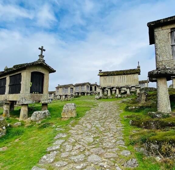 Av Apartamentos Lobios