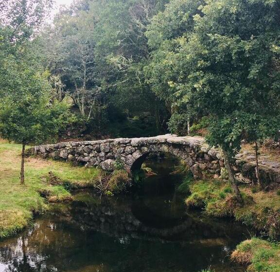 Av Apartamentos Lobios