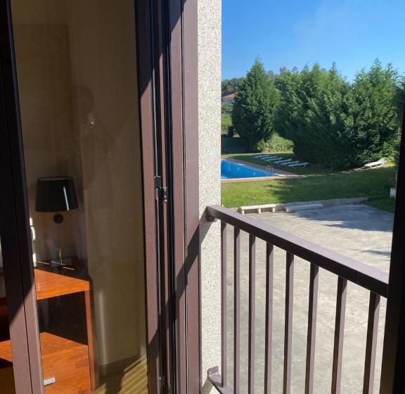 Av Apartamentos Lobios