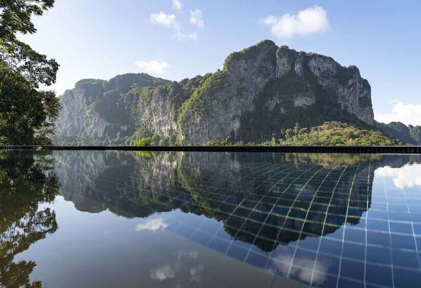 Avani Ao Nang Cliff Krabi Resort