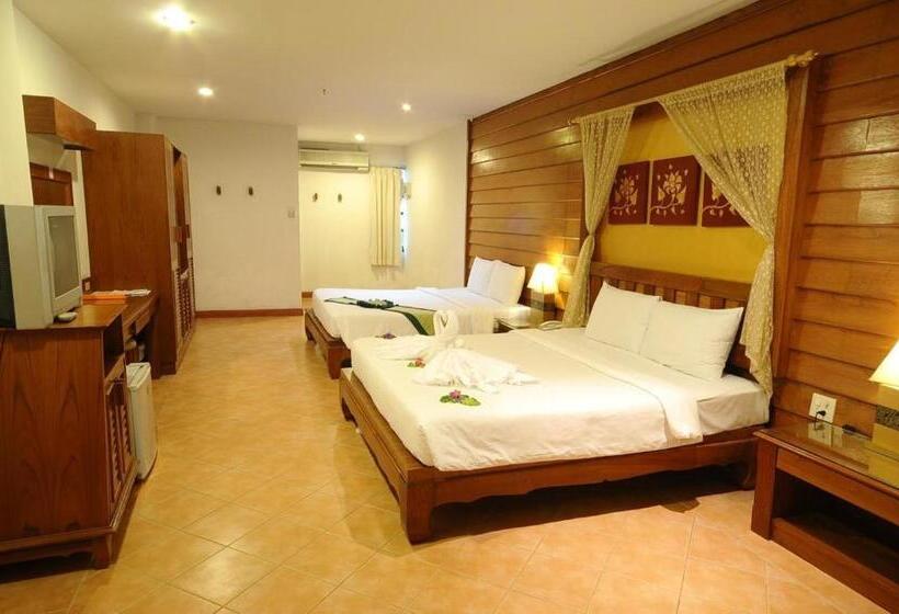 리조트 Bel Aire Patong