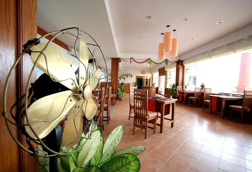 리조트 Bel Aire Patong