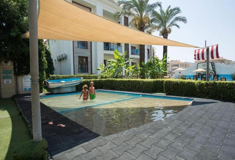 Club Anastasia   Family