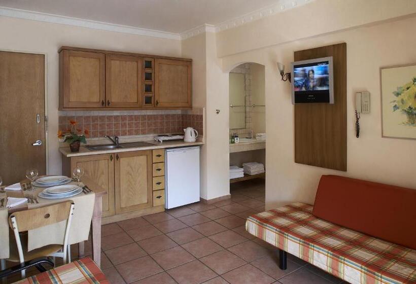 Club Anastasia   Family