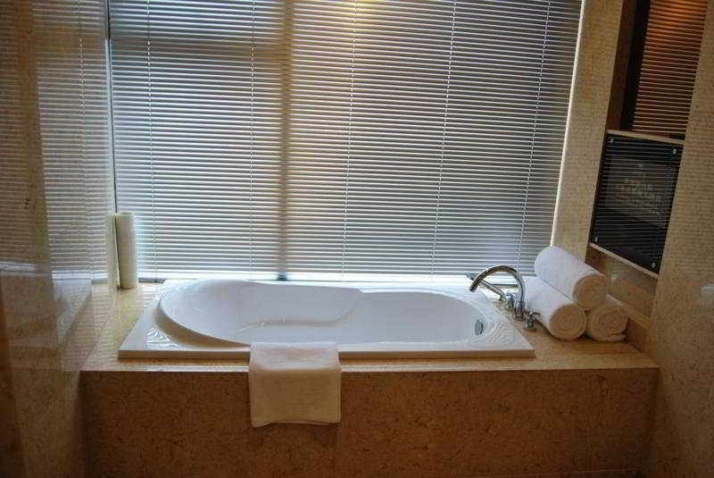 هتل Days  & Suites Hillsun Chongqing