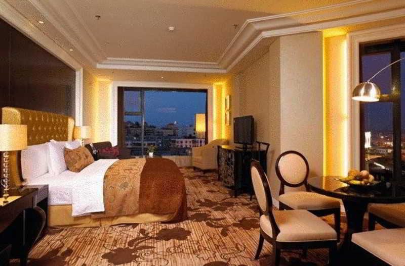 هتل Days  & Suites Hillsun Chongqing