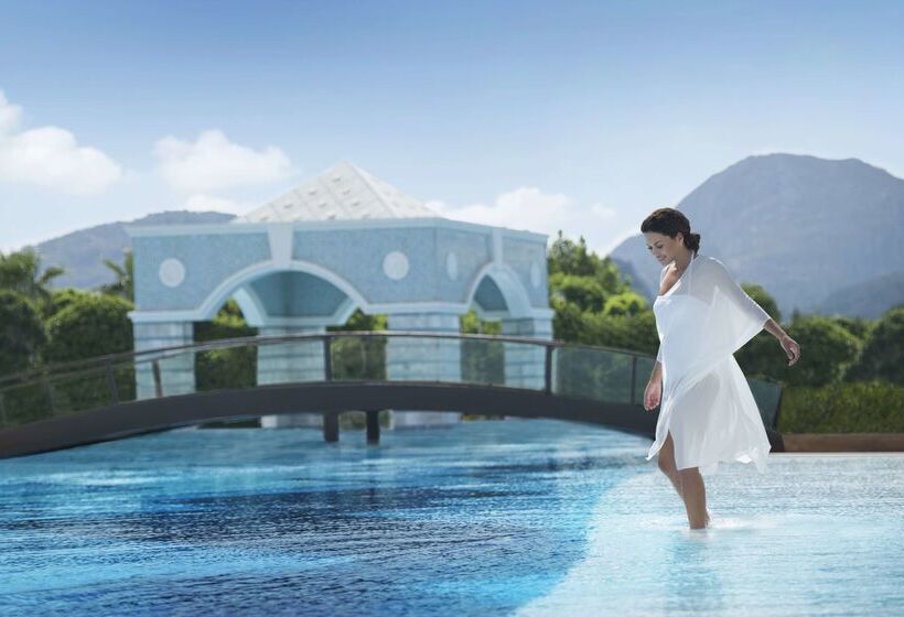 Hilton Dalaman Sarigerme Resort & Spa