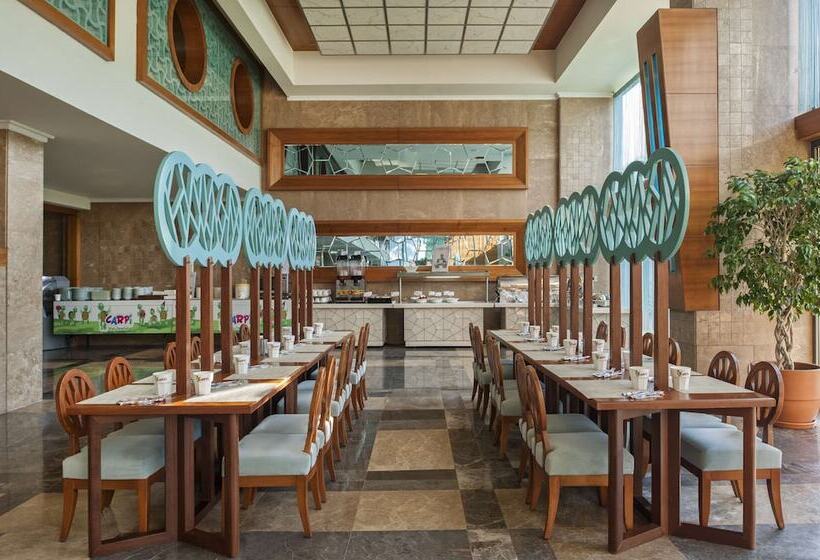 Hilton Dalaman Sarigerme Resort & Spa