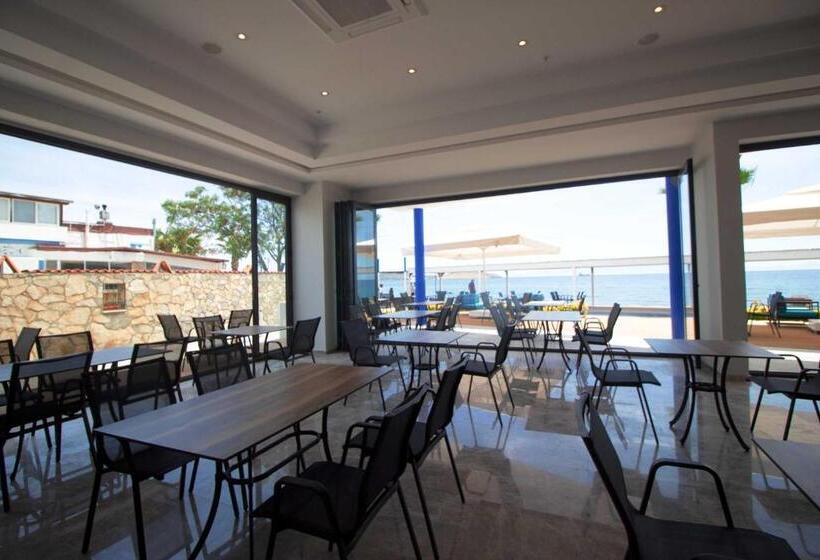 בית מלון כפרי Acropol Of Bodrum Beach