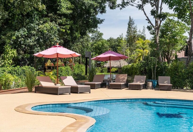 בית מלון כפרי Adarin Beach Resort