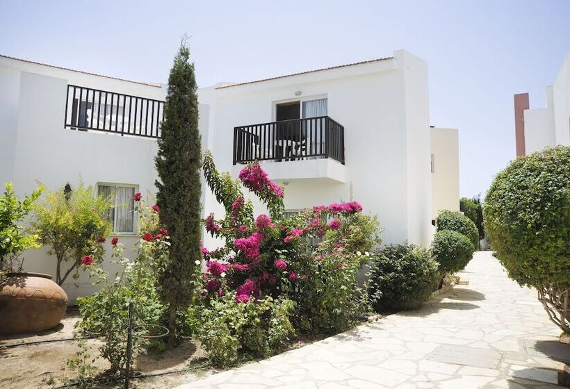 Akti Beach Hotel & Village Resort