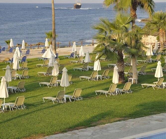 Akti Beach Hotel & Village Resort