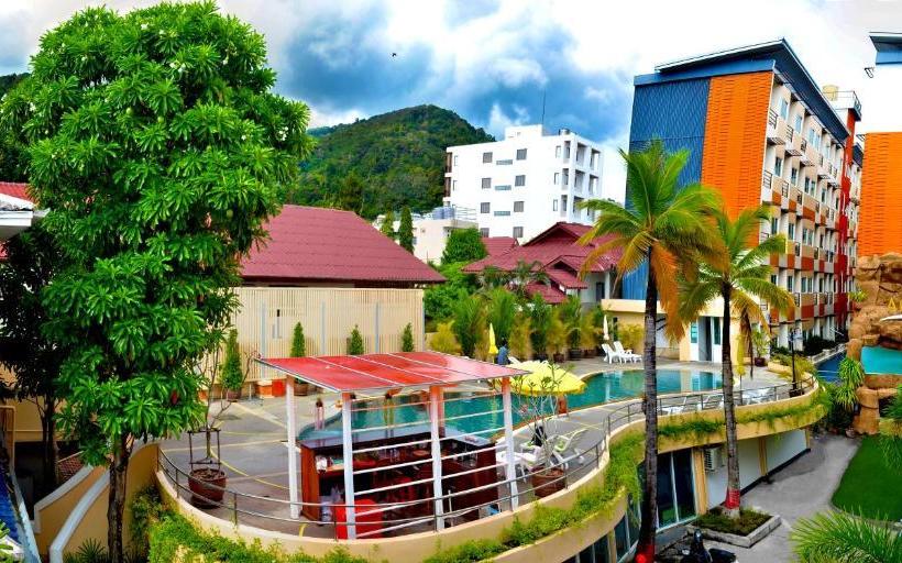 호텔 Andatel Grandé Patong Phuket
