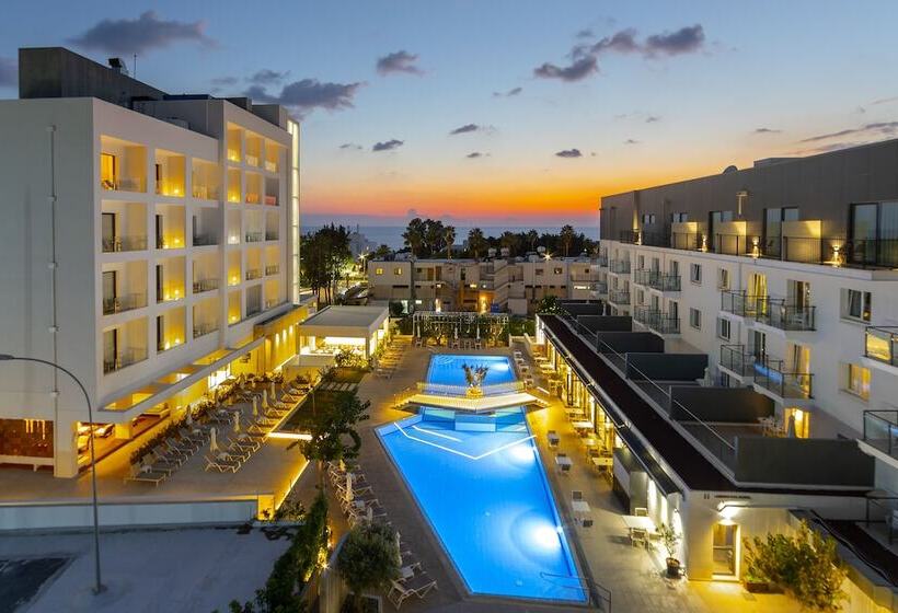 Anemi Hotel & Suites