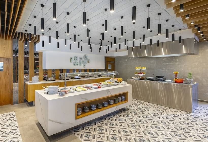 Anemi Hotel & Suites