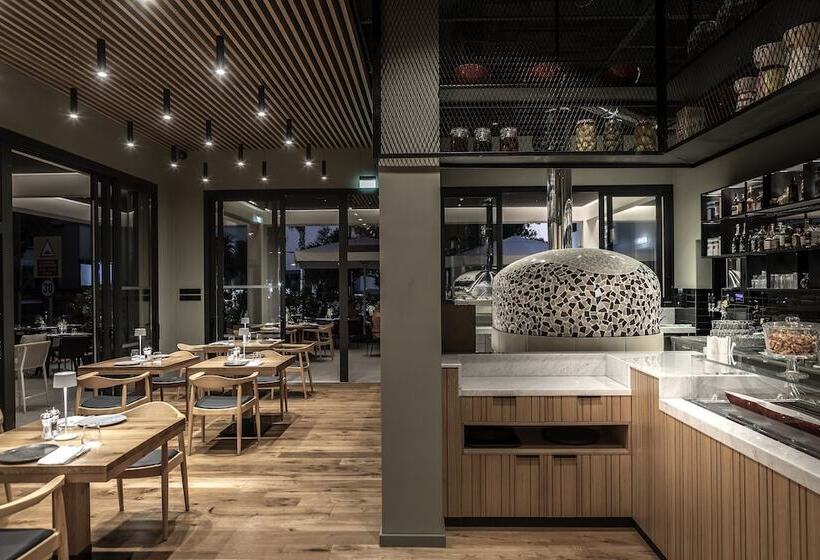 Anemi Hotel & Suites