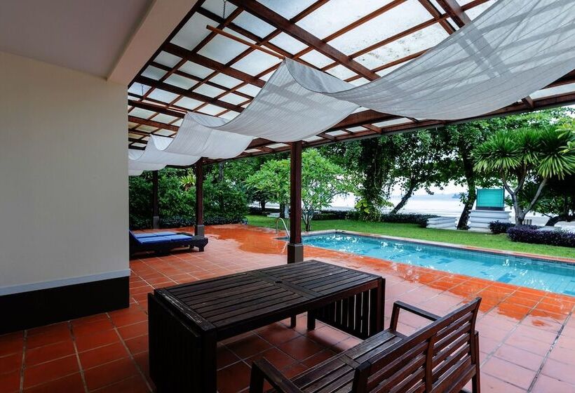 Отель Anyavee Tubkaek Beach Resort