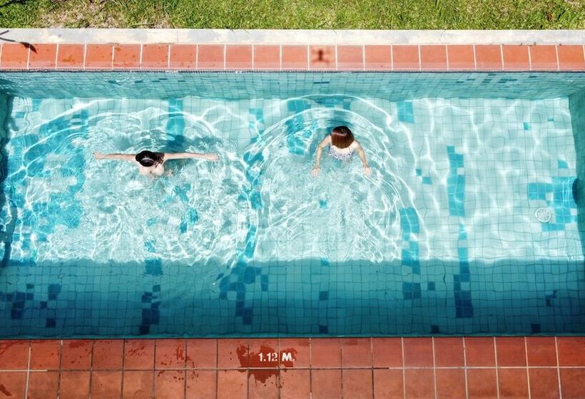 Отель Anyavee Tubkaek Beach Resort